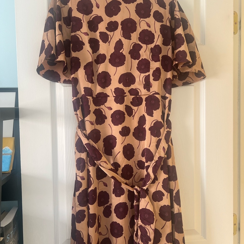 Floral Print Ann Taylor Dress in Beige and Burgundy